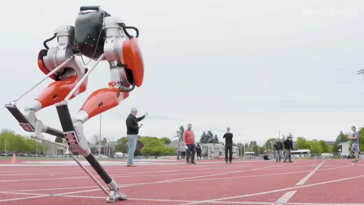 A #Robot has established the Guinness World Record for the fastest 100 meters by a bipedal robot via @TheAdityaPatro #AI #ArtificialIntelligence #MI #Robotics #Innovation #TechForGood cc: @ronald_vanloon @pbalakrishnarao @chr1sa https://t.co/iKeHHdZk2y