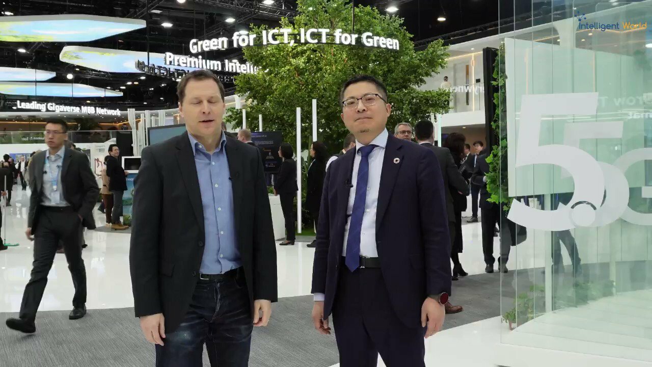 Innovative ICT Solutions for SMEs & Large Enterprises by @Ronald_vanLoon & @Tony_Jin_Yong | #HuaweiPartner #MWC23 #Huawei @Huawei #AI #Cloud #Networking #Digital #Sustainability #Innovation #Technology  Cc: @adamsconsulting @mvollmer1 @LindaGrass0 https://t.co/aciyn5AQIK